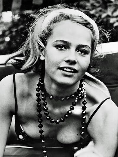 Eva Renzi